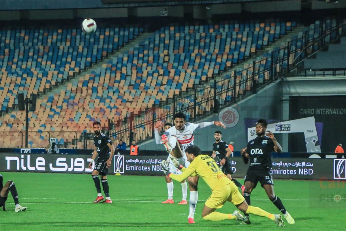 <strong>مباراة الزمالك وزد</strong>