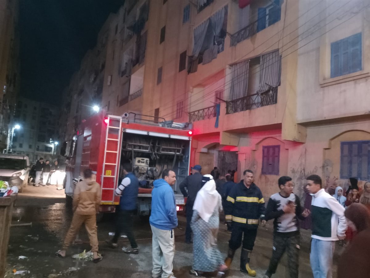السيطرة على حريق شقة سكنية بمساكن مبارك بإيتاي البارود بالبحيرة