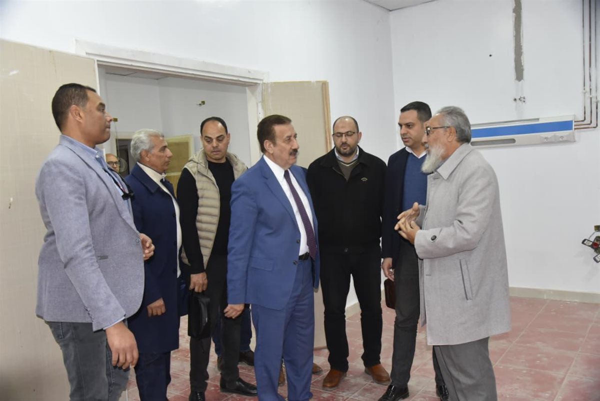 محافظ بورسعيد يتفقد مستشفى شفاء بورسعيد للأورام
