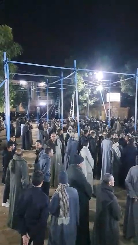 جانب من انتظار تشييع الجثمان&nbsp;