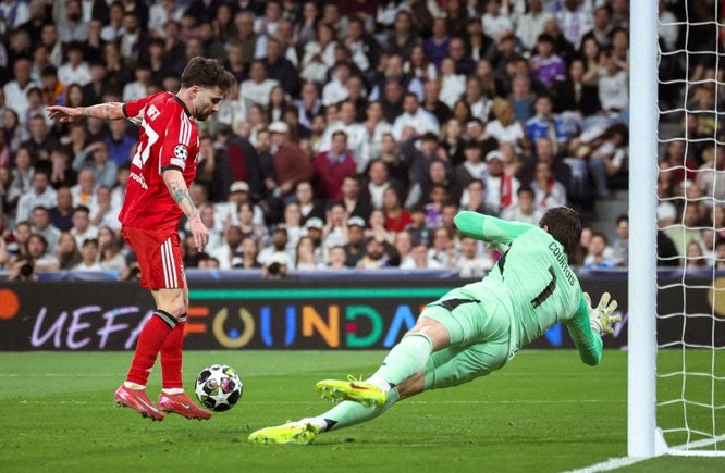 <strong>نتيجة مباراة ريال مدريد وبنفيكا في إياب المحلق المؤهل لثمن نهائي دوري الأبطال - الشوط الأول</strong>