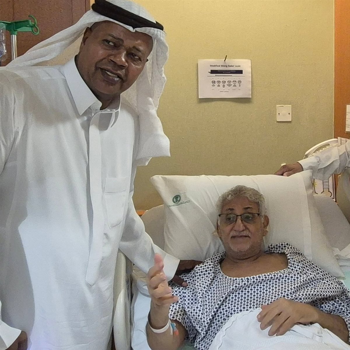 اتحاد الفنانين العرب يطمئن جمهور الناقد والإعلامي السعودي علي فقندش على صحته ويتمنى له الشفاء العاجل