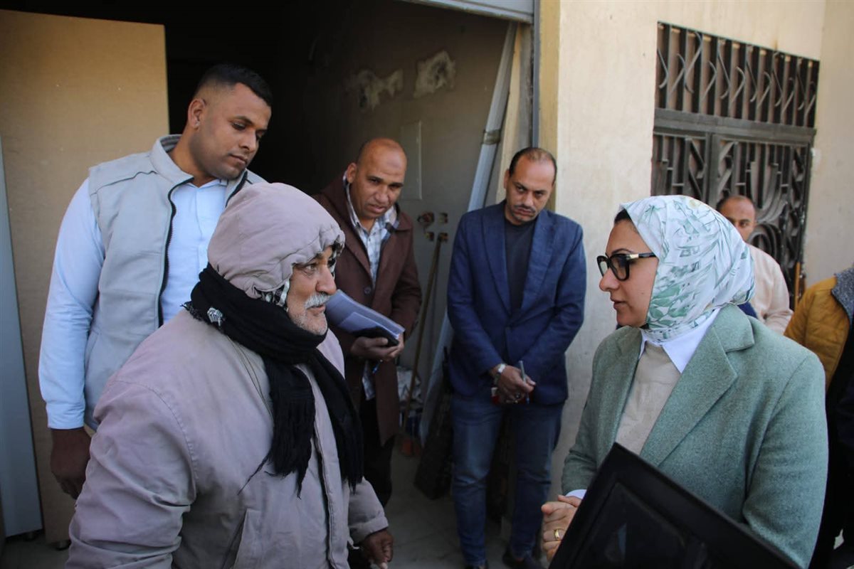 جانب من جولة محافظ الوادي الجديد