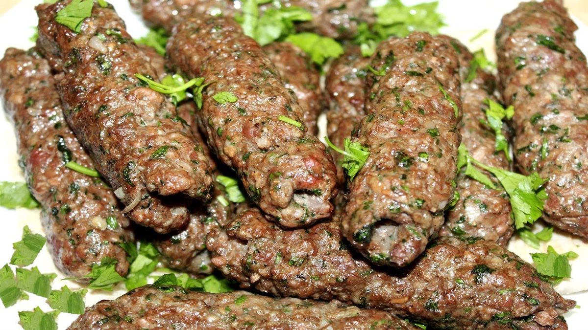 طريقة عمل الكفتة المشوية في البيت