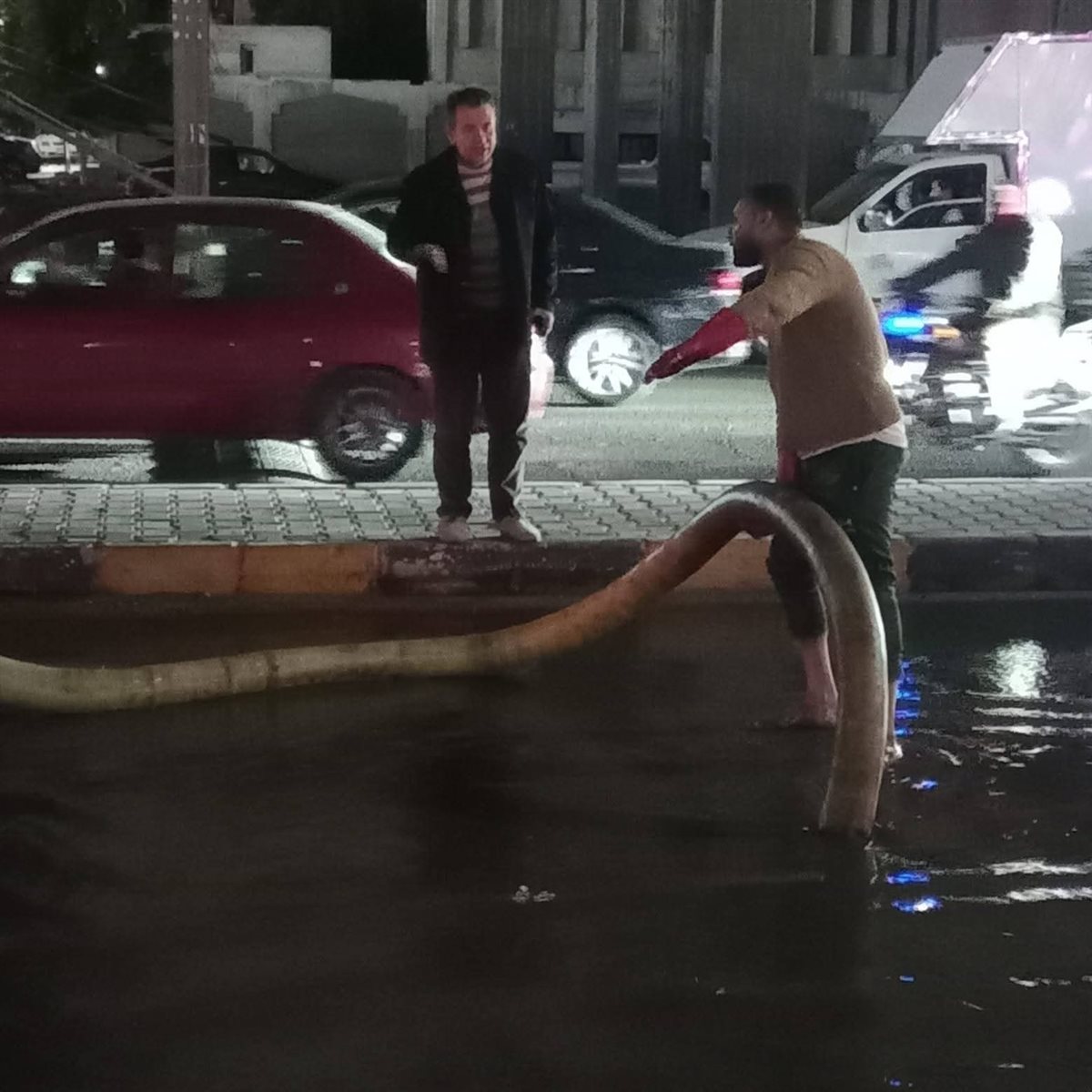 تسرب مياه صرف صحي بالغردقة 