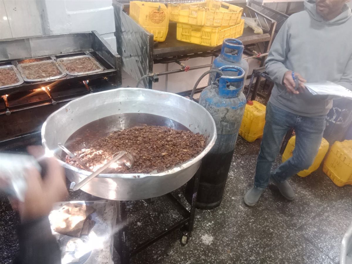 ضبط كبدة فاسدة داخل أحد مطاعم نجع حمادي&nbsp;