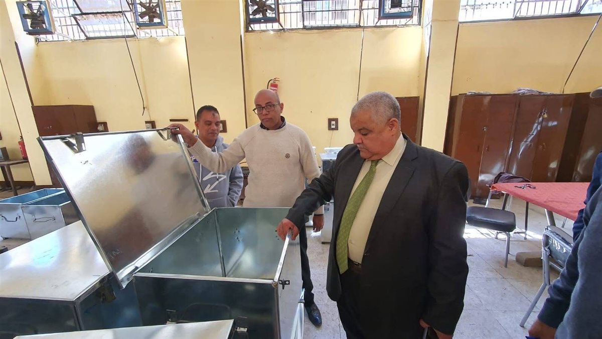 جولة وكيل وزارة التعليم بالأقصر&nbsp;