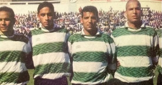 اللاعب الأول من على اليمين وائل جمعة لاعب غزل المحلة &nbsp;