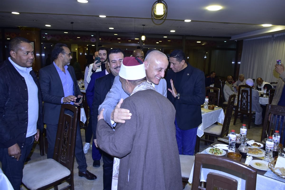 محافظ الأقصر بإفطار المحبة&nbsp;