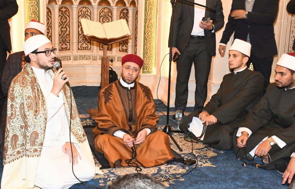 وزير الأوقاف يشهد صلاة التهجد في ليلة الـ27 من رمضان بمسجد العلي العظيم بألماظة&nbsp;