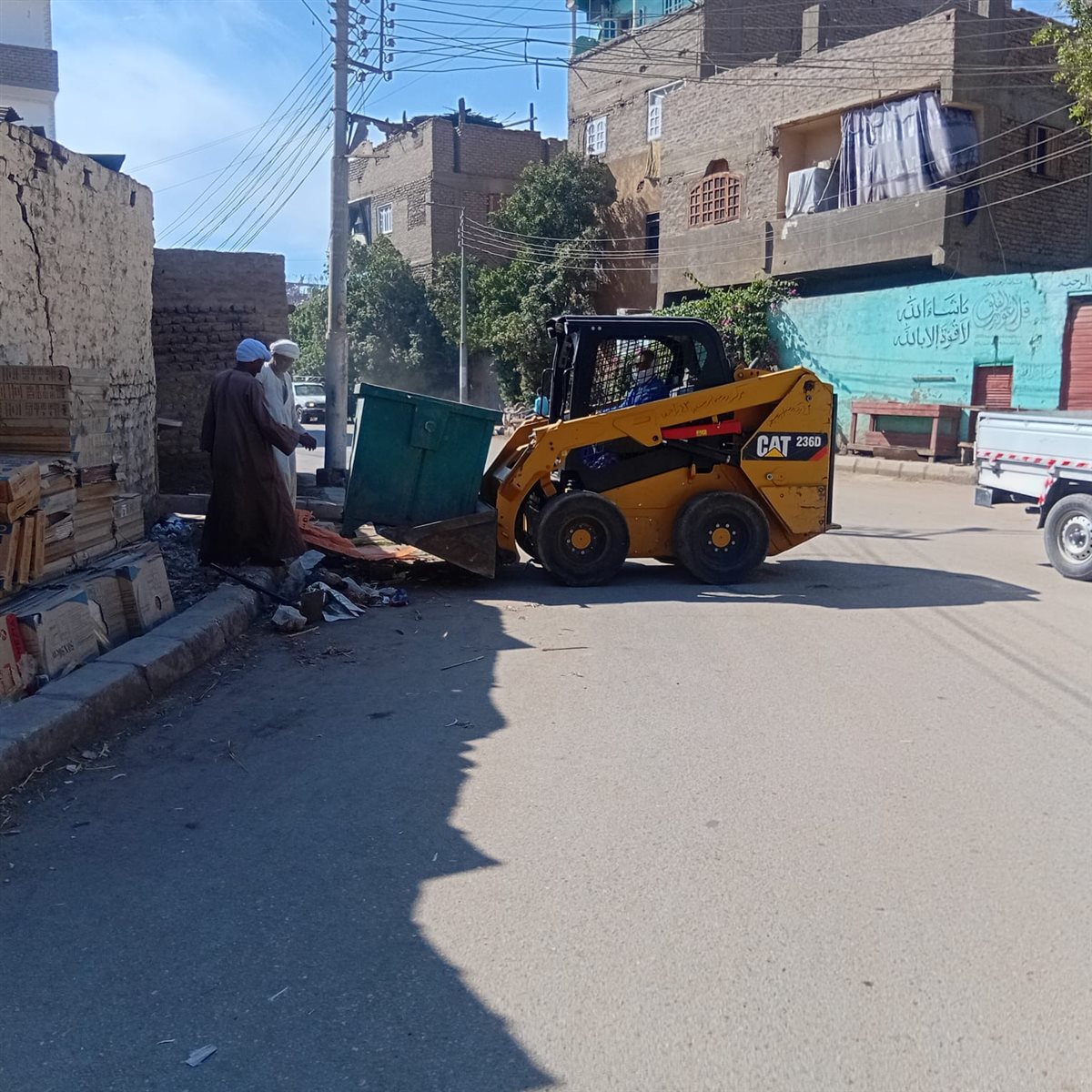 استعدادات استقبال العيد بالزينية