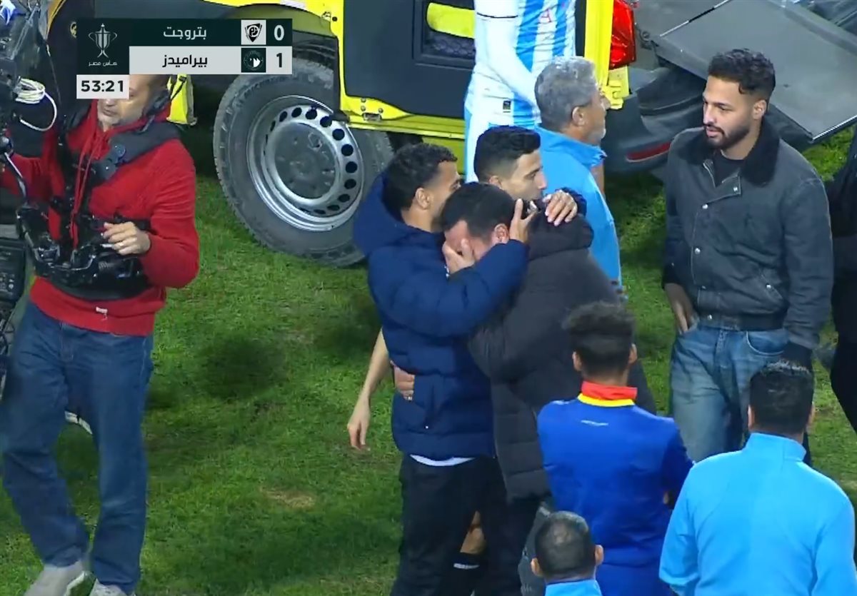 إصابة خطيرة لـ محمد حمدي لاعب بيراميدز في مباراة بتروجت بـ كأس مصر (3)