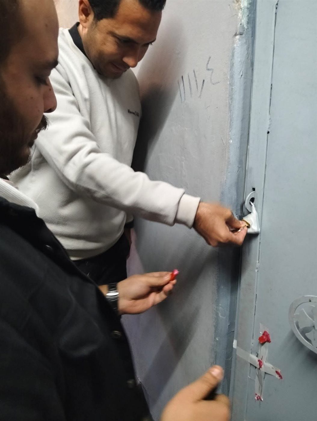 غلق وتشميع 3 عيادات خاصة&nbsp;