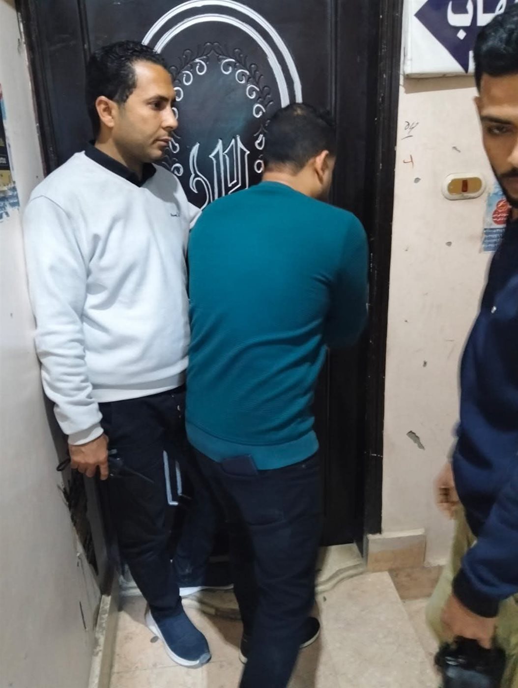 غلق وتشميع 3 عيادات خاصة&nbsp;
