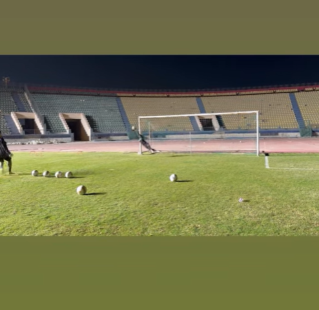 محمد عواد يواصل التدريبات المنفردة تنفيذًا لعقوبة الزمالك&nbsp;