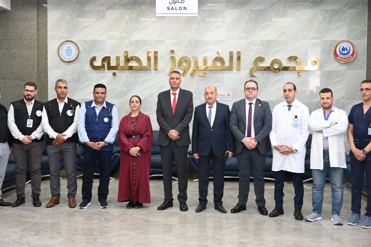 محافظ جنوب سيناء يزور مجمع الفيروز