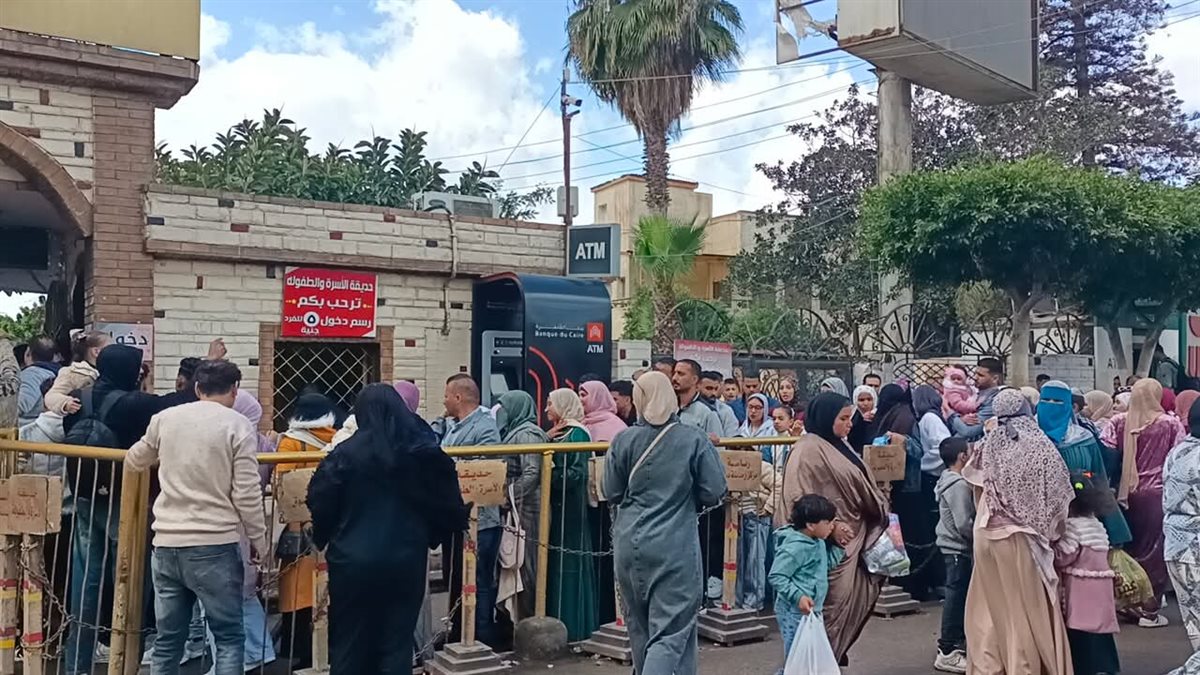 إقبال كثيف علي الحدائق&nbsp;