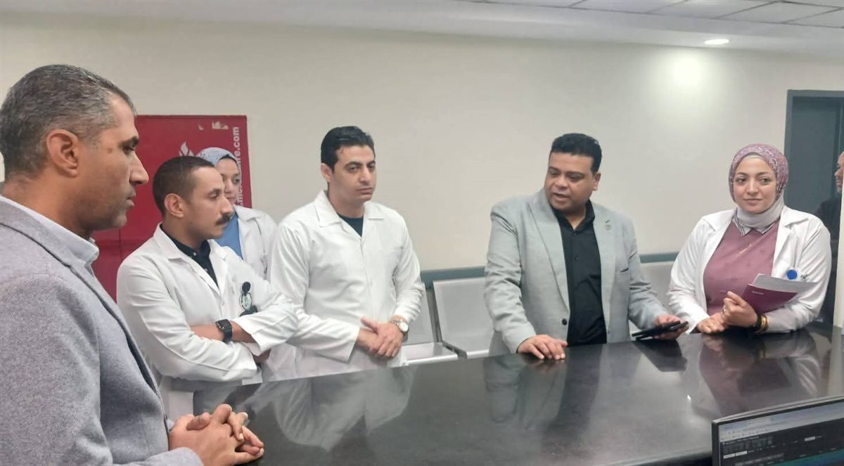مدير الرعاية الصحية بجنوب سيناء يتفقد مستشفى شرم الشيخ