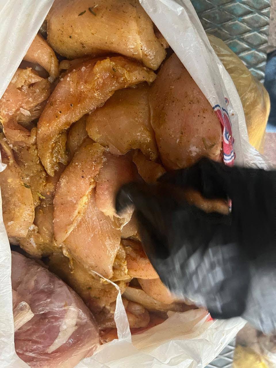 حملة للطب البيطرى تضبط لحوما فاسدة بالأقصر&nbsp;