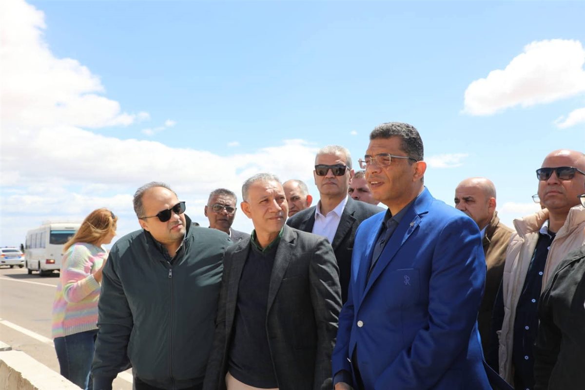 محافظ البحر الاحمر في جولة برأس غارب 