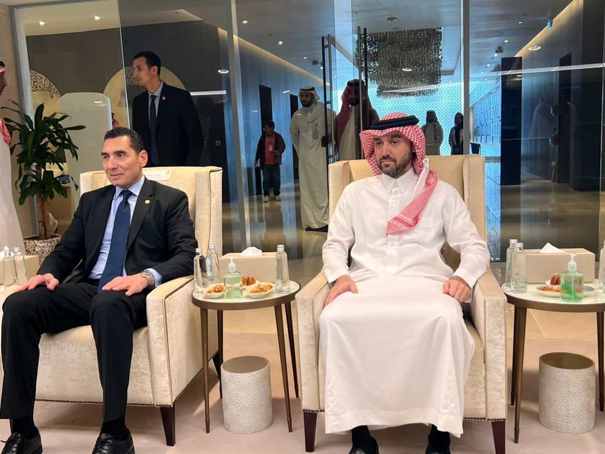 جانب من لقاء وزير الشباب والرياضة بنظيره السعودي