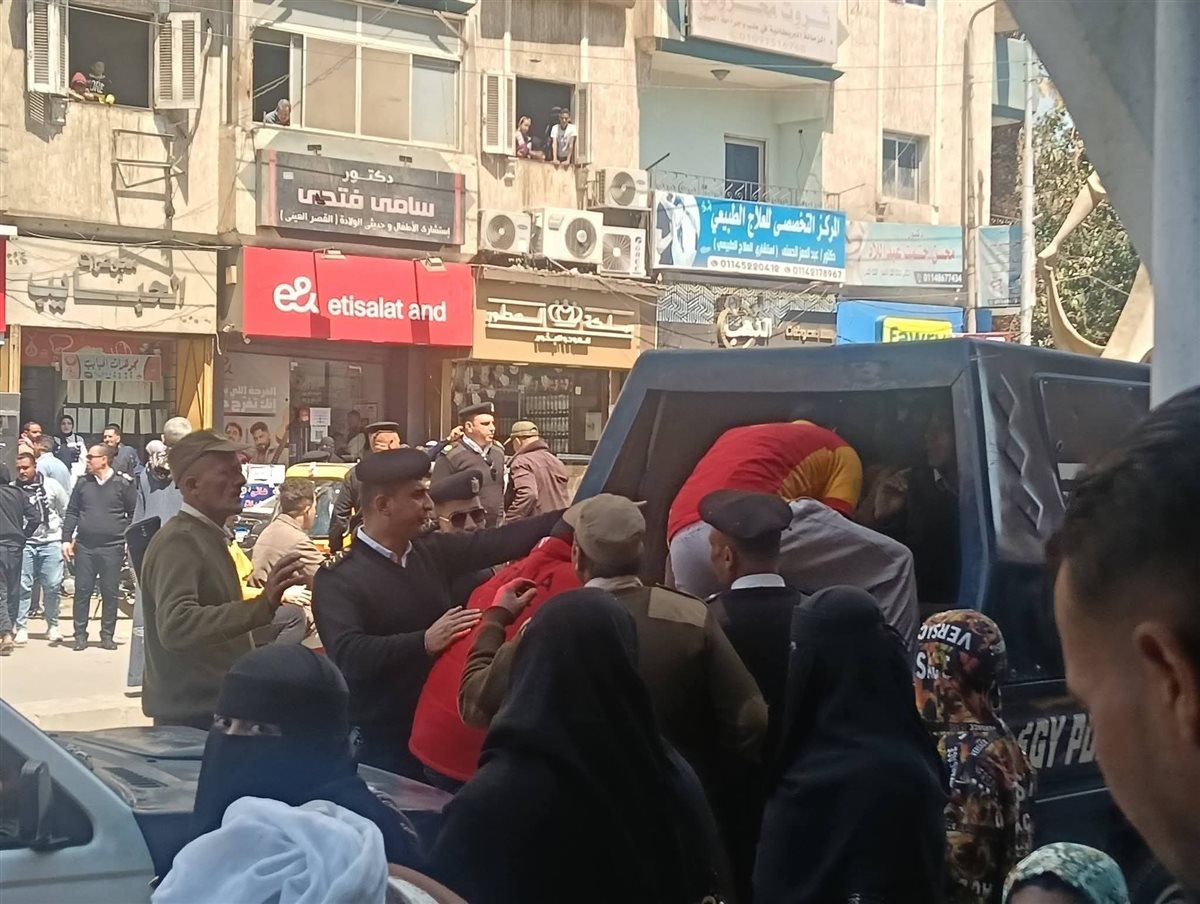 غلق وتشميع مطعم شهير في قنا