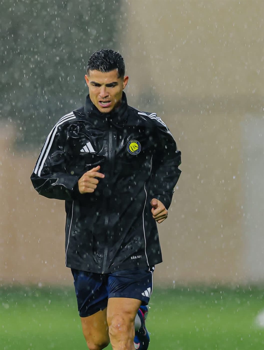بعد غيابه ما يقرب من شهر.. كريستيانو رونالدو قائد النصر يواصل برنامجه التأهيلي من أجل التعافي من الإصابة