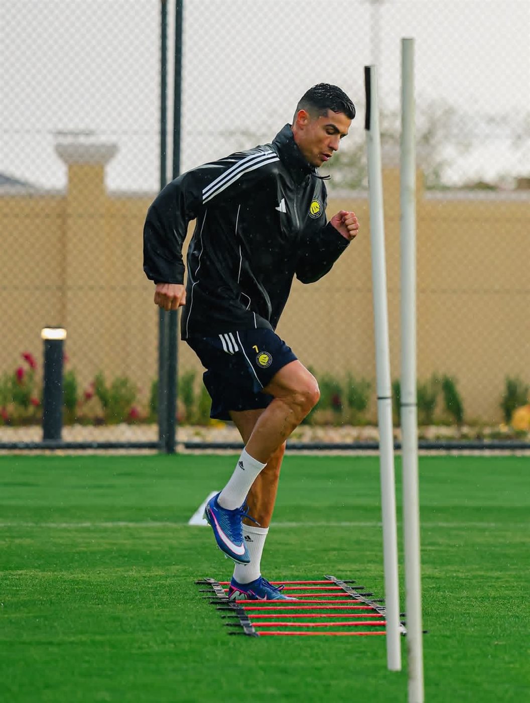بعد غيابه ما يقرب من شهر.. كريستيانو رونالدو قائد النصر يواصل برنامجه التأهيلي من أجل التعافي من الإصابة
