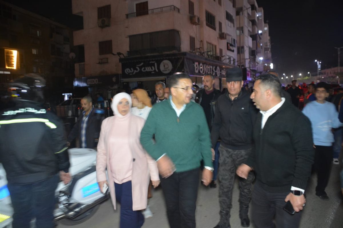 محافظ القليوبية يقود جولة مسائية في بنها وشبرا الخيمة لمتابعة تطبيق مواعيد الغلق الجديدة
