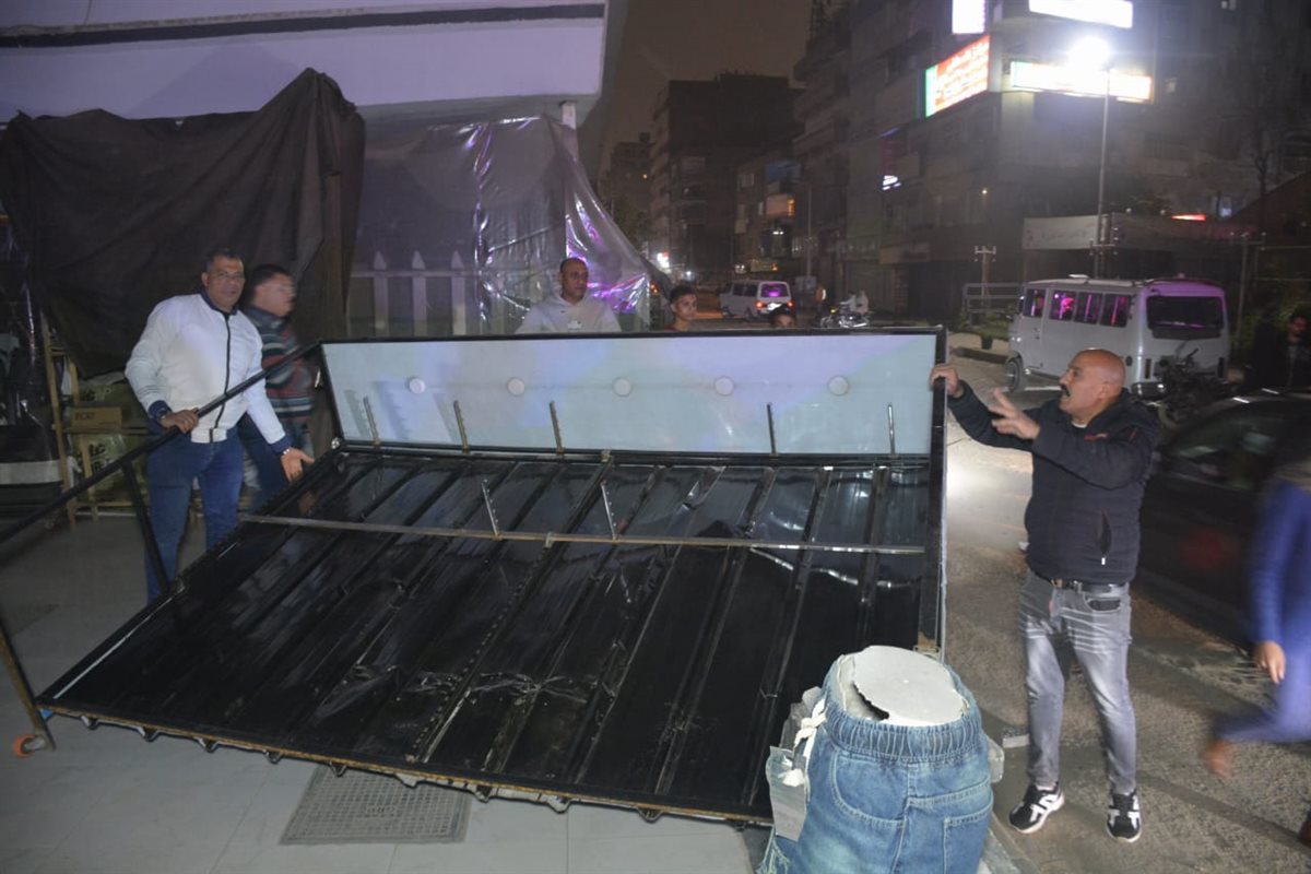 محافظ القليوبية يقود جولة مسائية في بنها وشبرا الخيمة لمتابعة تطبيق مواعيد الغلق الجديدة