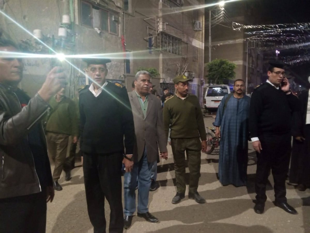 تحرير 3 محاضر لمخالفة قرار الغلق