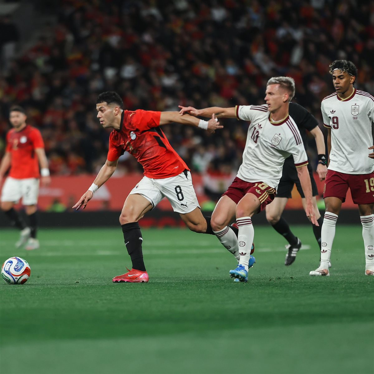 مباراة مصر وإسبانيا