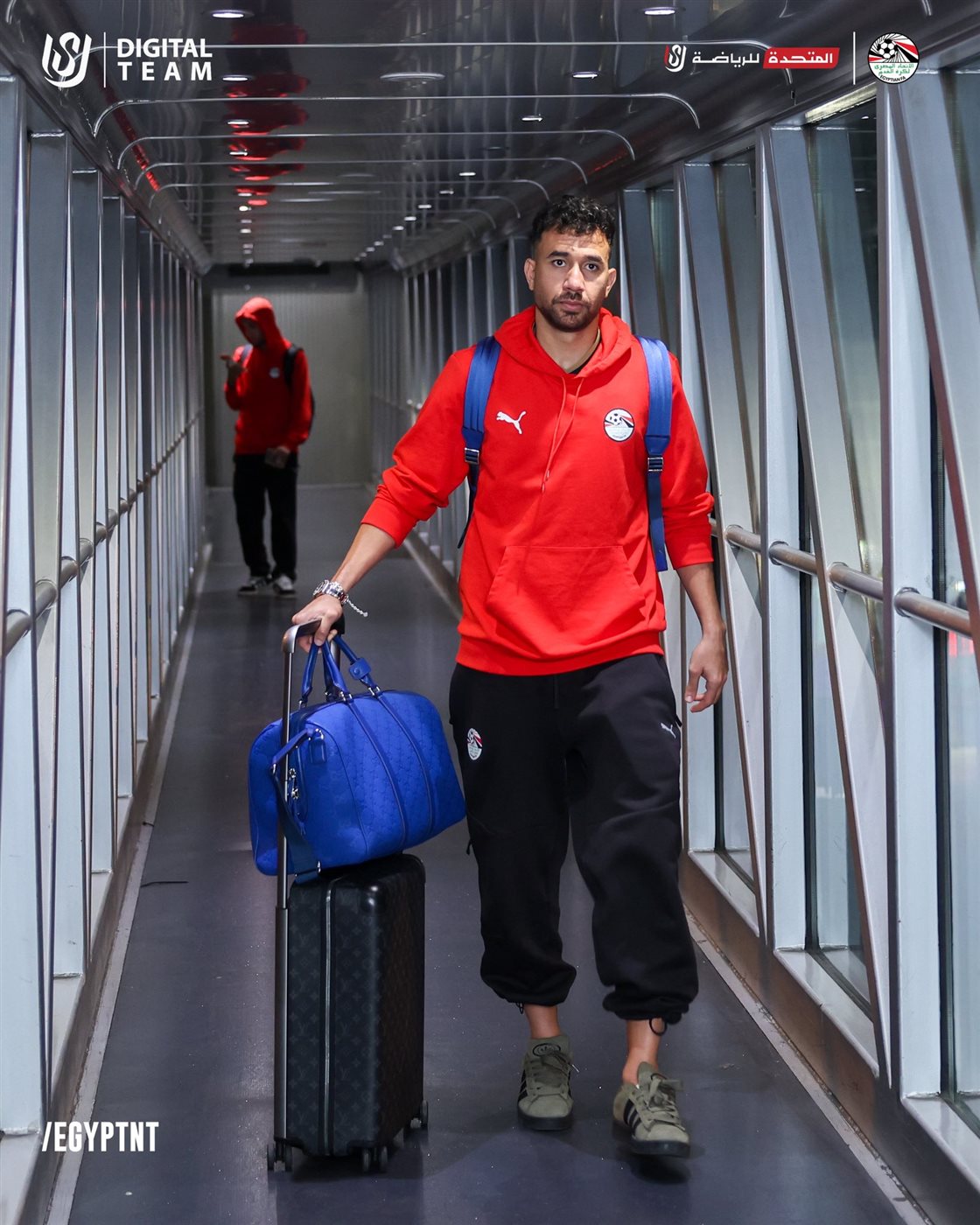 <strong>بعثة منتخب مصر تغادر إسبانيا وتصل القاهرة فجر الخميس بعد ودية إسبانيا | صور</strong>