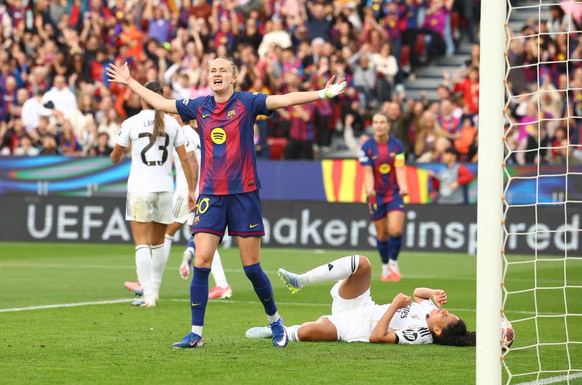الكلاسيكو.. برشلونة يتأهل إلى نصف نهائي دوري الأبطال للسيدات بعد الفوز على ريال مدريد 12-2