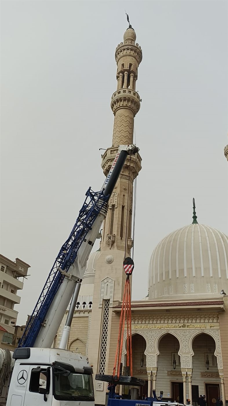 &nbsp;ميل هلال مئذنة مسجد البحر بدمياط