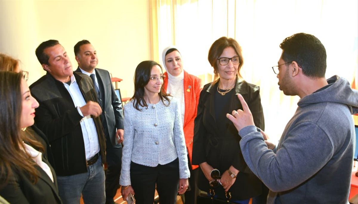 وزيرة الثقافة ومحافظ البحيرة تتفقدان دار الأوبرا