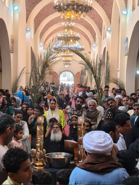 احتفالات أقباط الأقصر بأحد الزعف&nbsp;