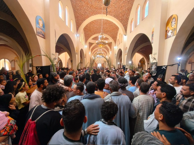 احتفالات أقباط الأقصر بأحد الزعف&nbsp;