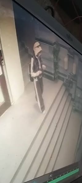 لحظة خروجها من منزلها