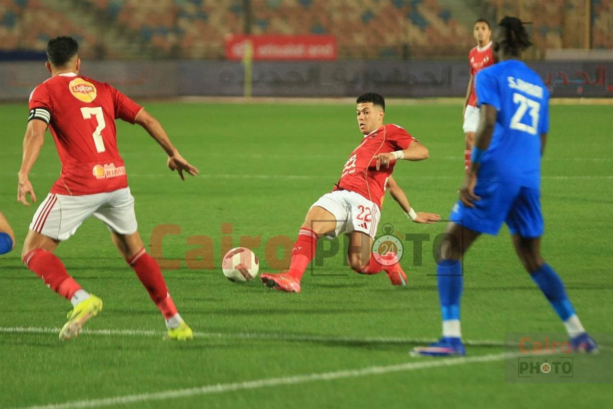 مباراة الأهلي وسموحة في الدوري الممتاز