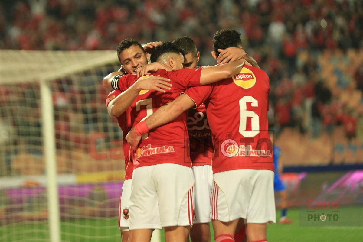 مباراة الأهلي وسموحة في الدوري الممتاز
