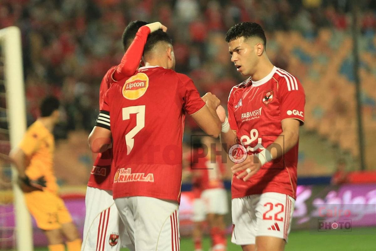 مباراة الأهلي وسموحة في الدوري الممتاز