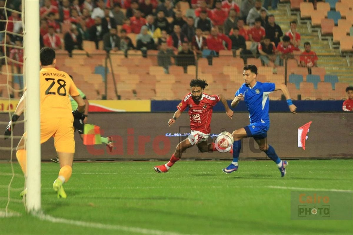 مباراة الأهلي وسموحة في الدوري الممتاز