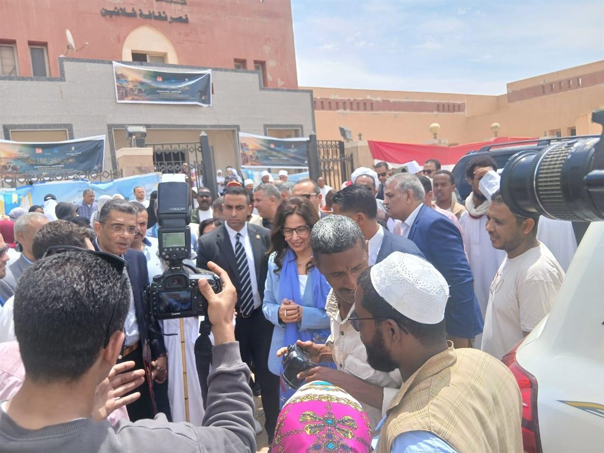 وزيرة الثقافة في شلاتين
