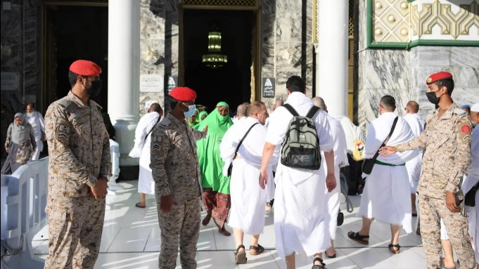 ما حكم الحج عن الغير وما شروطه؟