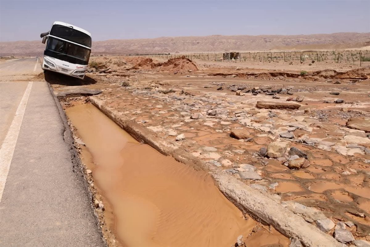 تشكيل لجنة لاحتواء تداعيات السيول بسانت كاترين 