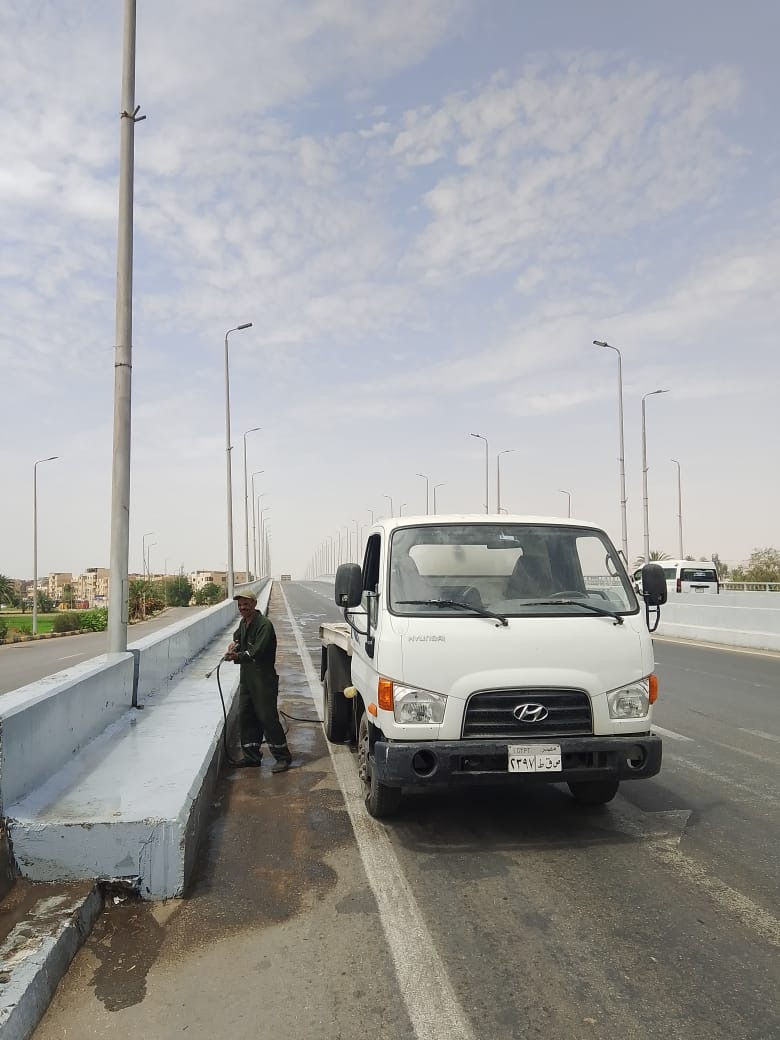 رفع 40 طنا من القمامة والتراكمات خلال حملات نظافة