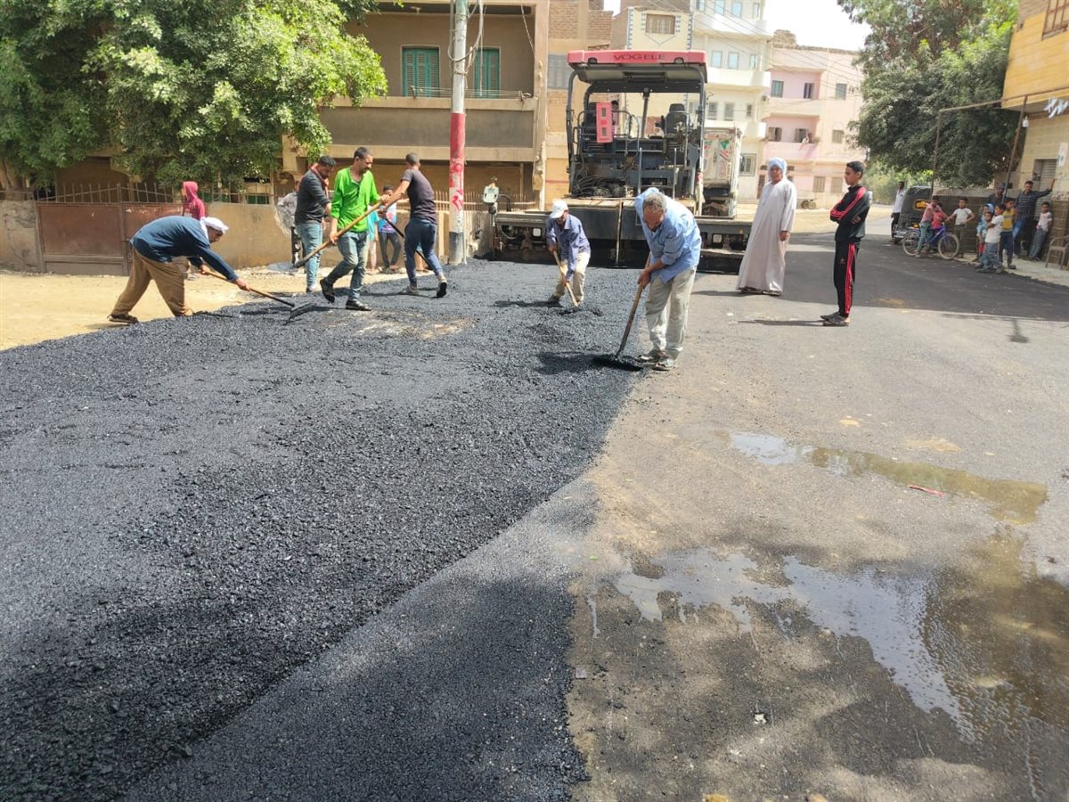 &nbsp;رصف طريق بنجا – طهطا