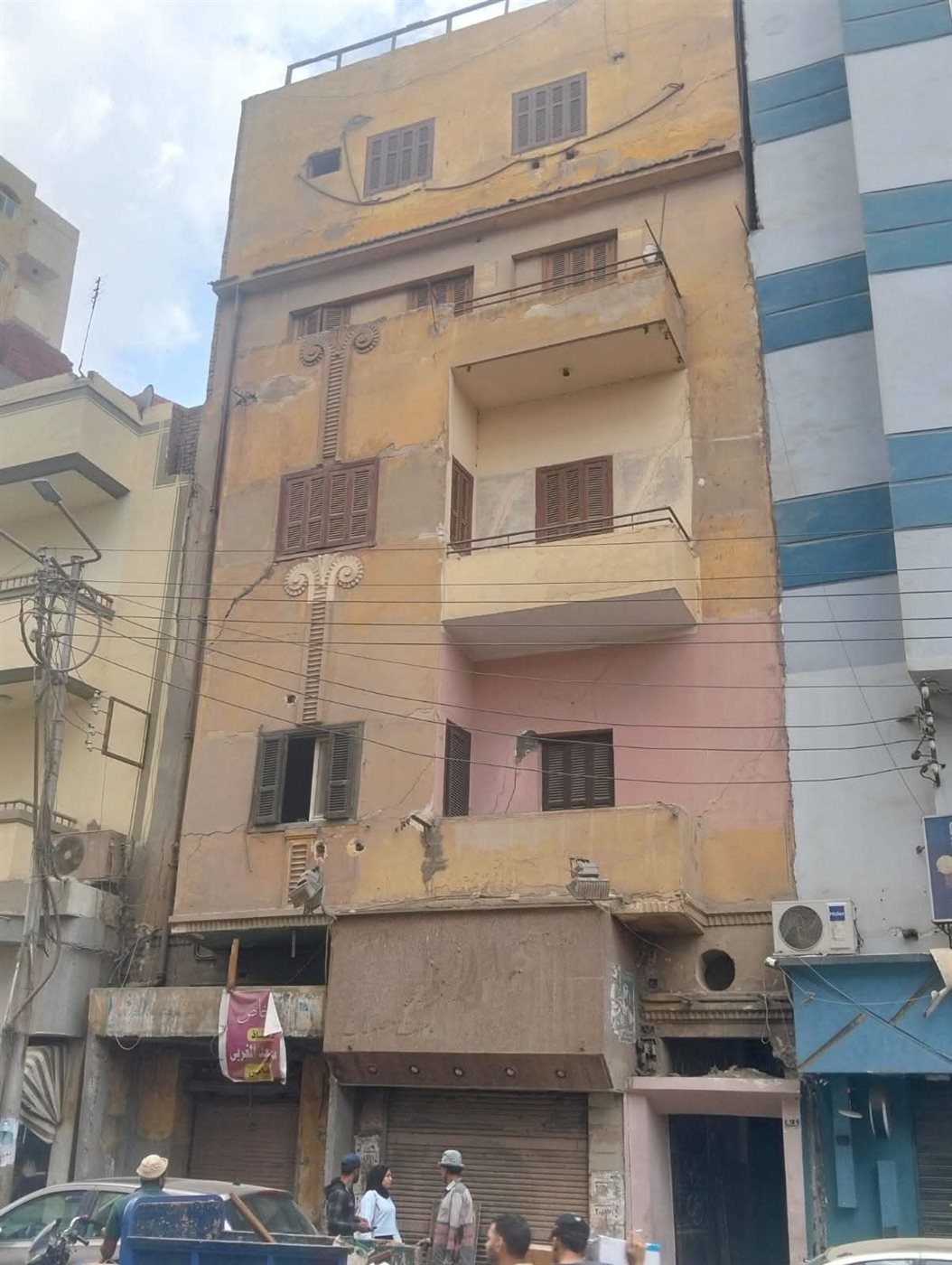 إخلاء عقار يمثل خطر داهم بالمنوفية&nbsp;
