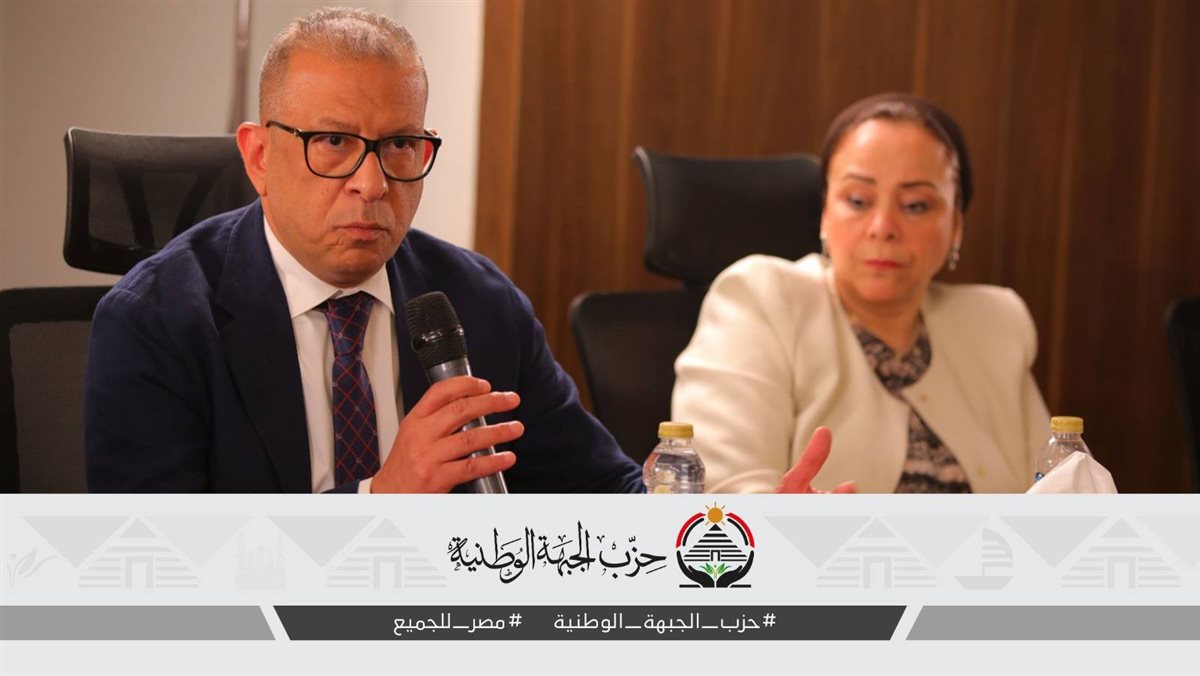 المحامي أشرف عبد العزيز